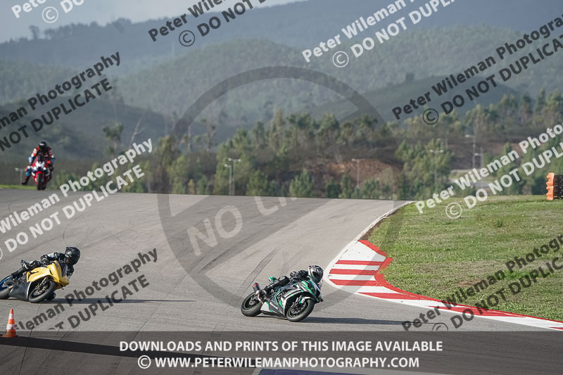 motorbikes;no limits;peter wileman photography;portimao;portugal;trackday digital images